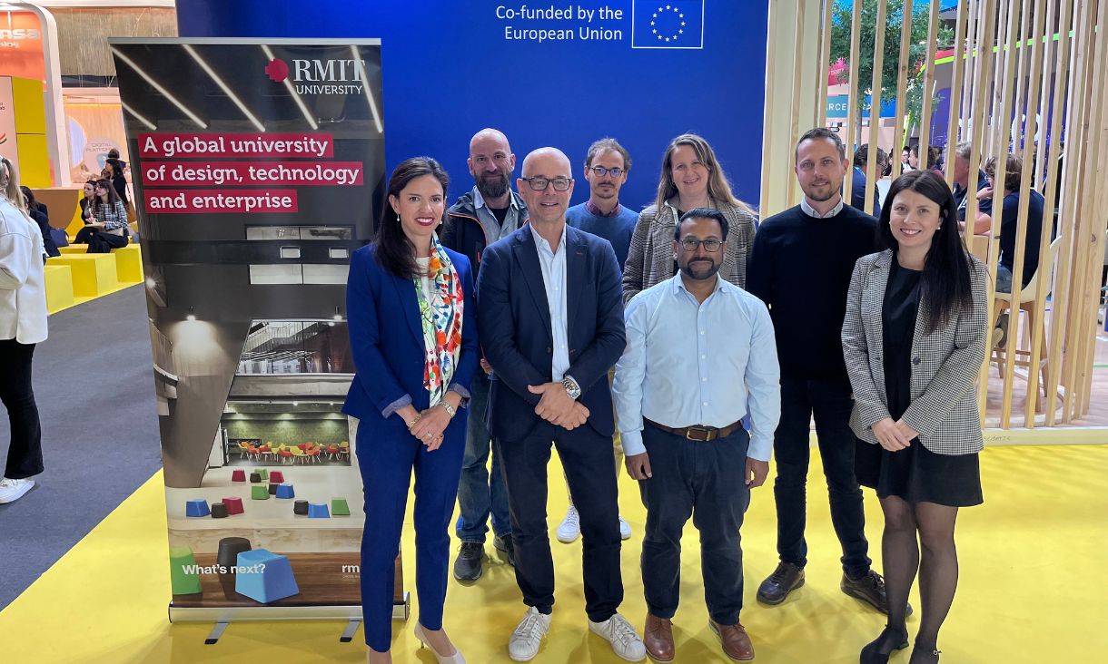 RMIT Europe and EIT Urban Mobility announce the new EIT Urban Mobility Emerging Leaders program at Tomorrow.Mobility in Barcelona. L-R, front row: Marta Fernandez, Martin Vendel, Gautam Rao, Karen Matthews; second row: Spiros Soulis, Adrien Moulin, Valerie Aubry, Marco Fuliotto.