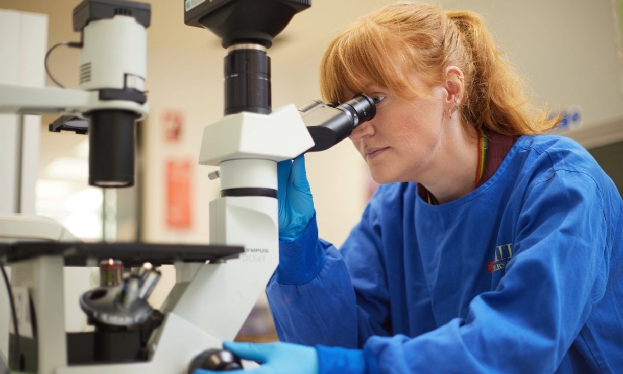 RMIT's Georgia Goodchild (Senior Laboratory Manager) in the CAVA labs. 