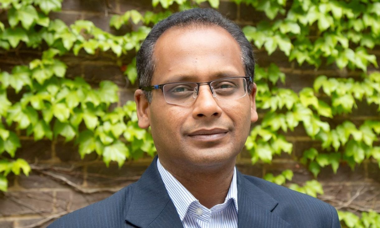 Distinguished Professor Vipul Bansal, STEM College