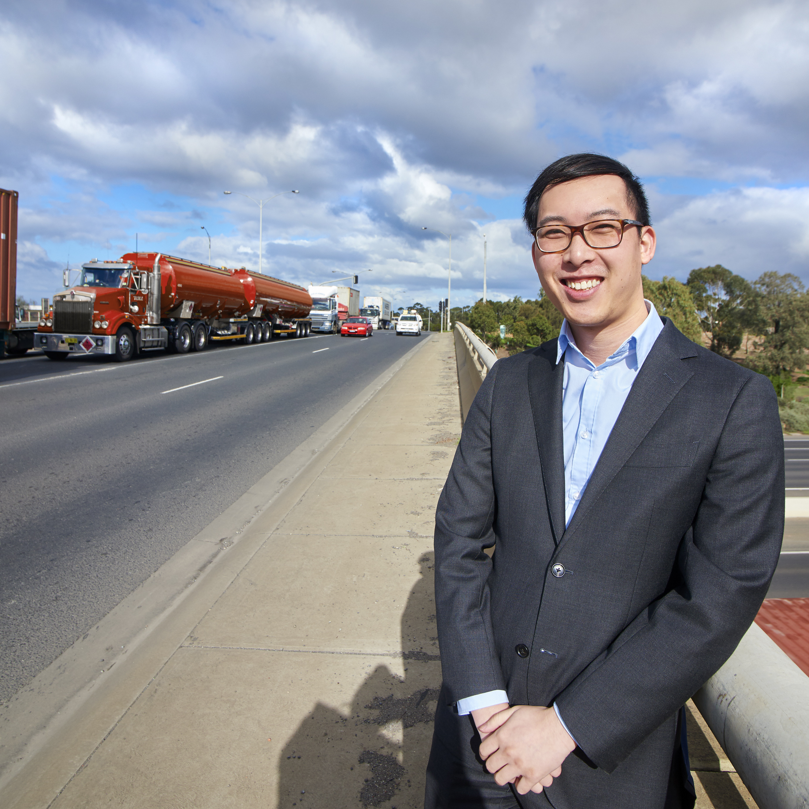 Portrait of Dennis Lo, Master of Supply Chain and Logistics
