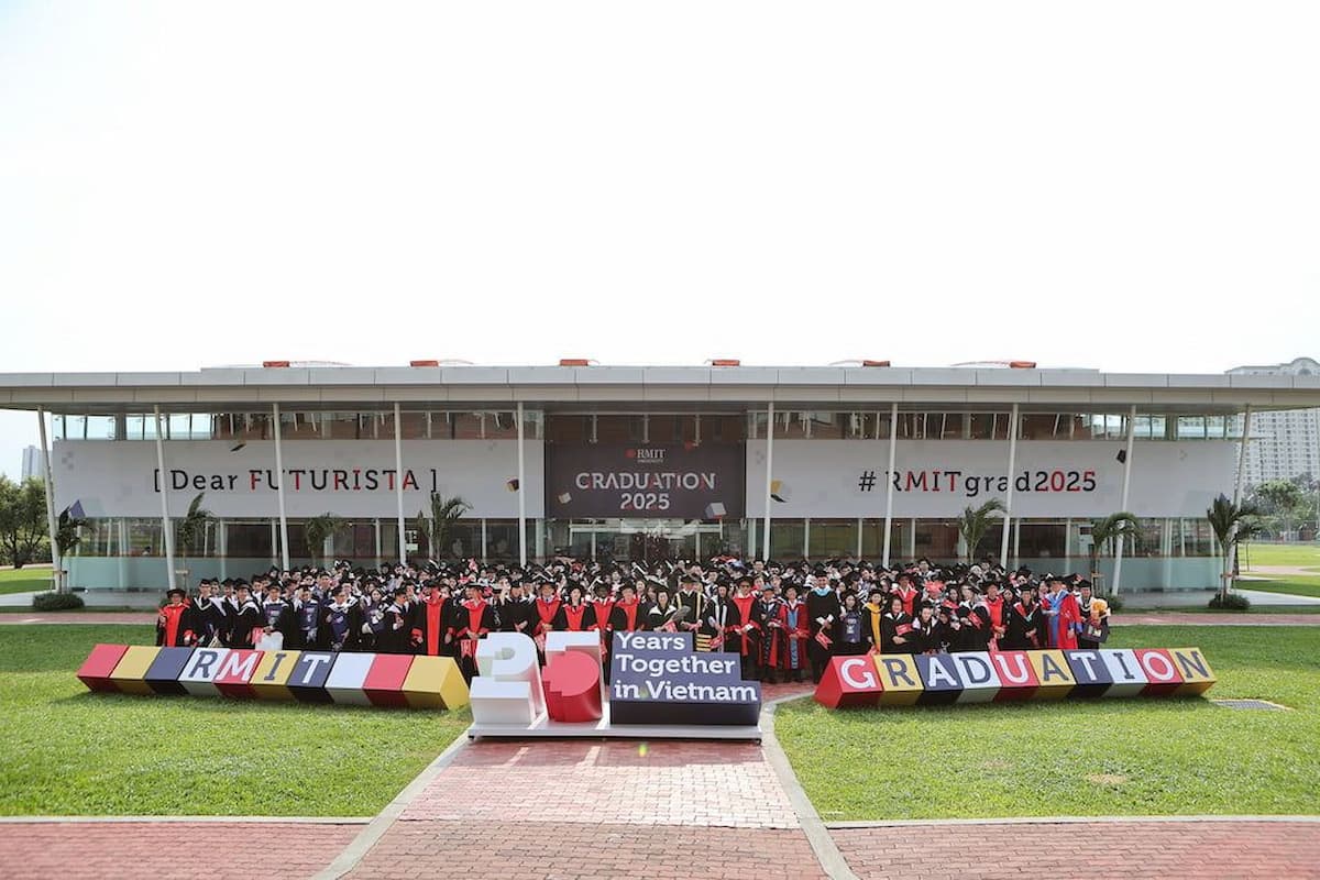 Behind every great student's journey are great individuals - RMIT ...