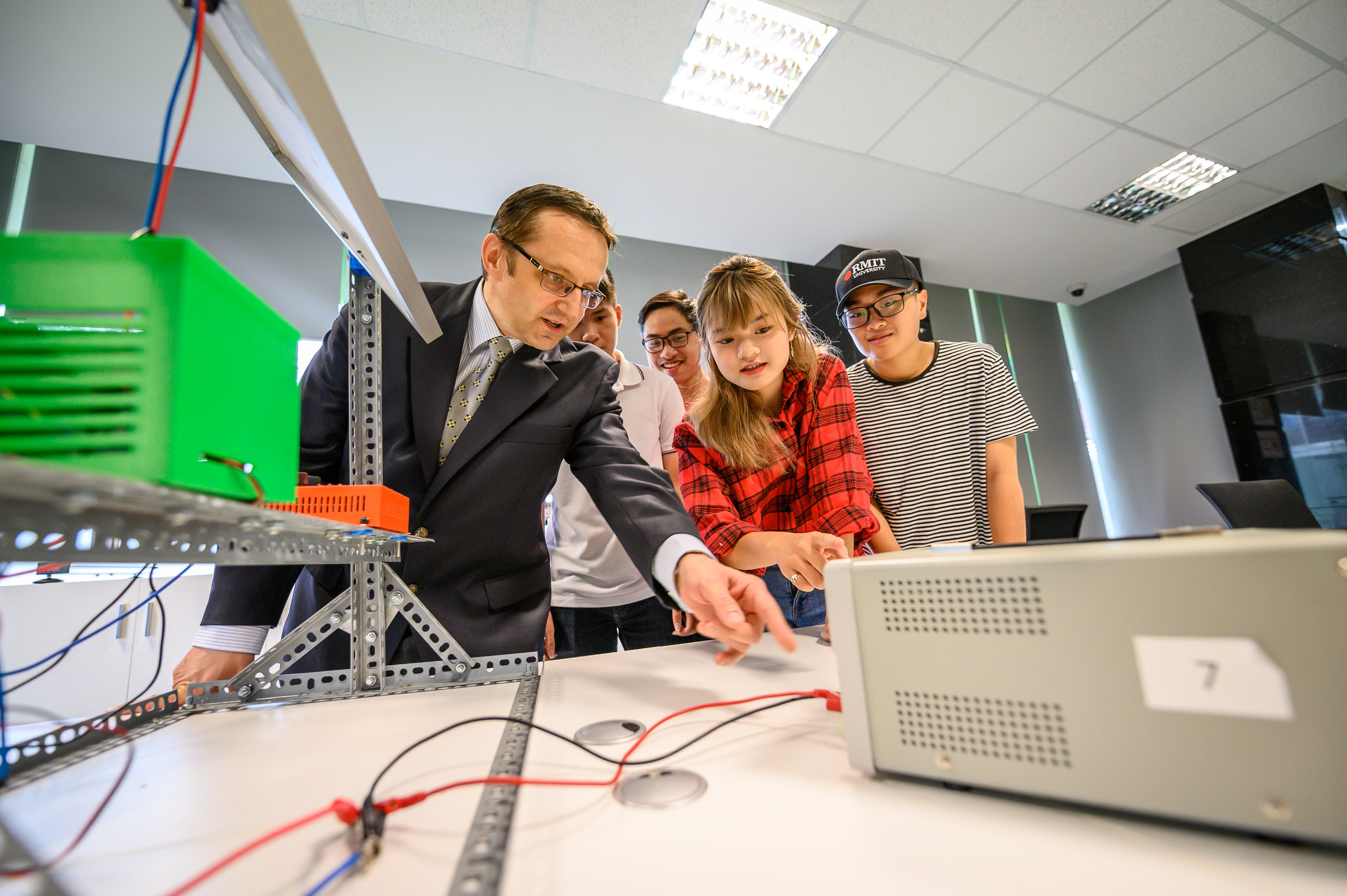 Qualified academics RMIT University